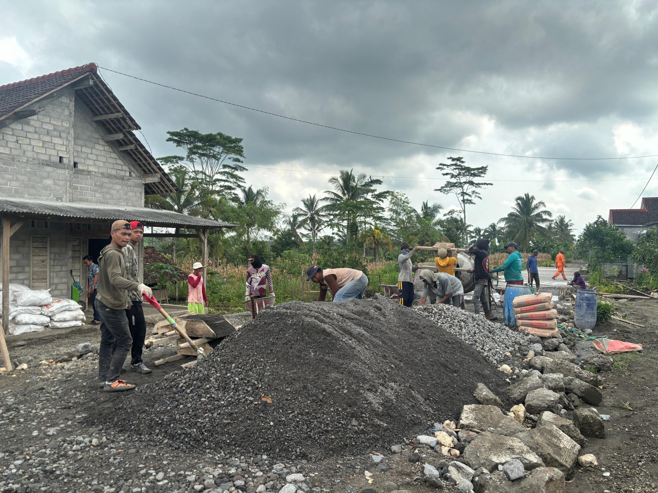 PEMBANGUNAN INFRASTRUKTUR JALAN DESA: MEWUJUDKAN KEMAJUAN DAN KESEJAHTERAAN