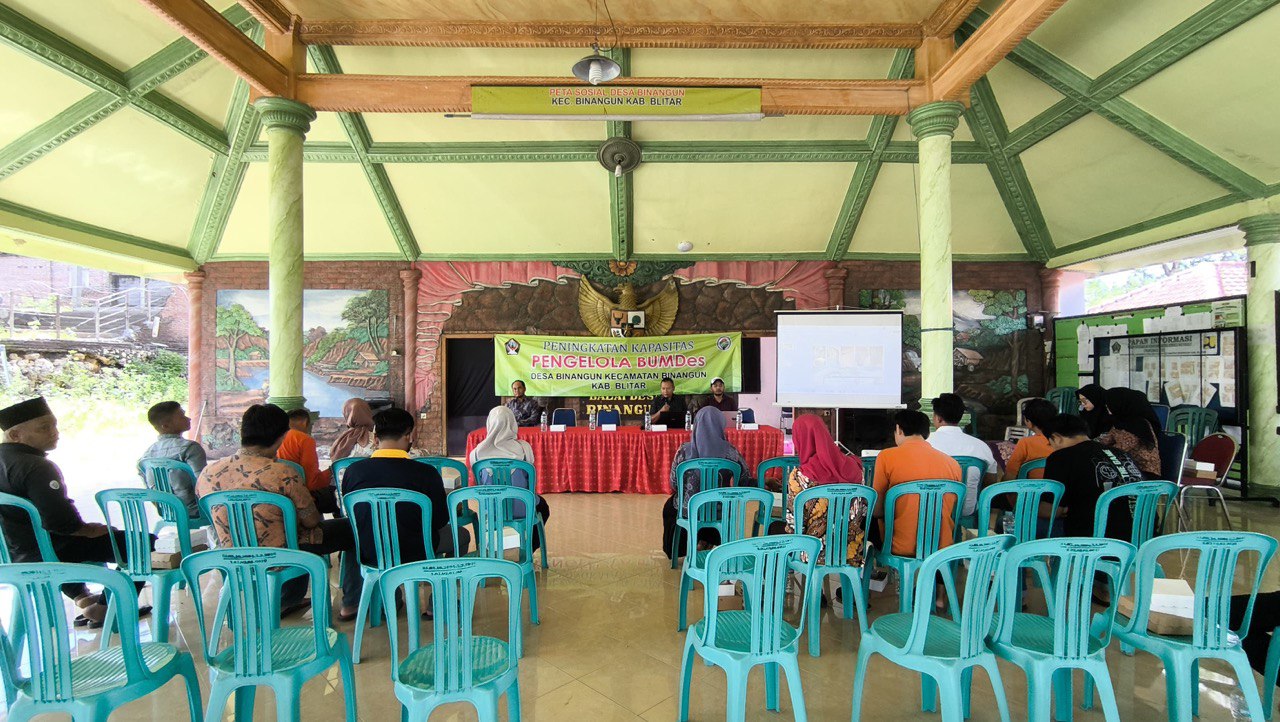 PENINGKATAN KAPASITAS PENGELOLA BUMDes DESA BINANGUN PENINGKATAN KAPASITAS PENGELOLA BUMDes DESA BINANGUN