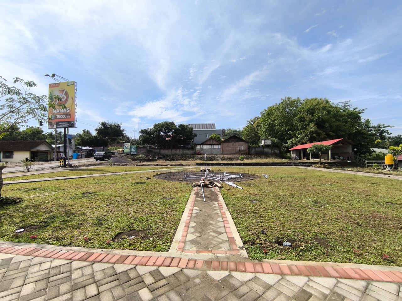 PROSES PEMBUATAN AIR MANCUR DI RTH TAMAN DESA BINANGUN