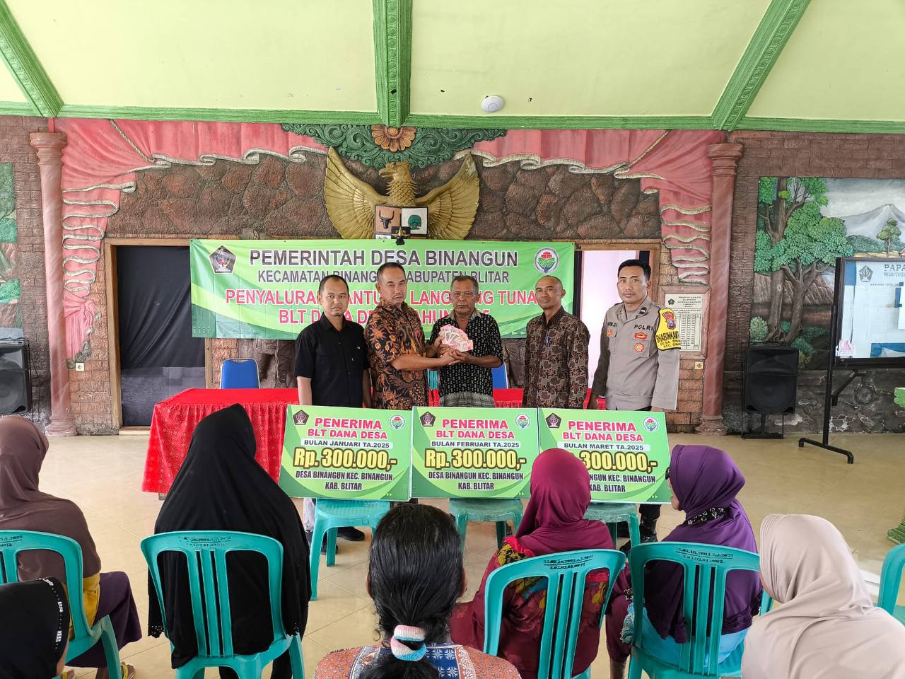 PENYALURAN BANTUAN DANA DESA BULAN JANUARI, FEBRUARI & MARET TAHUN 2025 DESA BINANGUN KECAMATAN BINANGUN KABUPATEN BLITAR