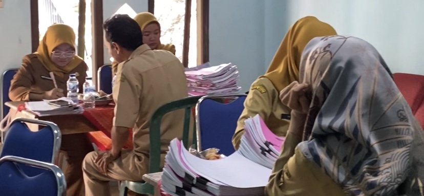 Inspektorat Tinjau Langsung Pelaksanaan Pembangunan Desa Binangun - Kab.Blitar